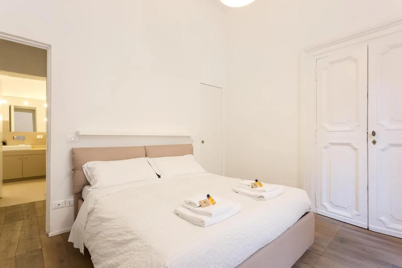 Rome As You Feel - Fontanella Borghese Luxury Apartment