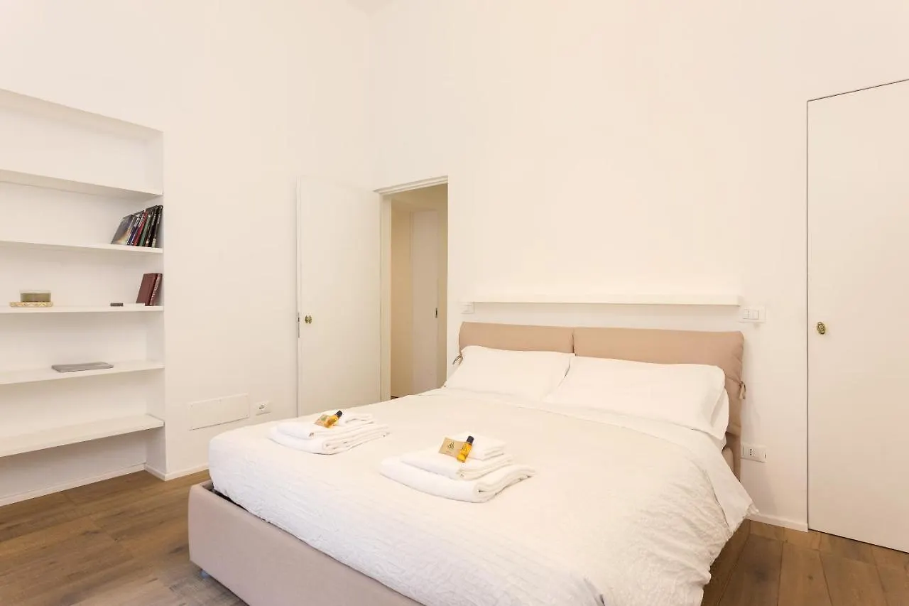Rome As You Feel - Fontanella Borghese Luxury Apartment