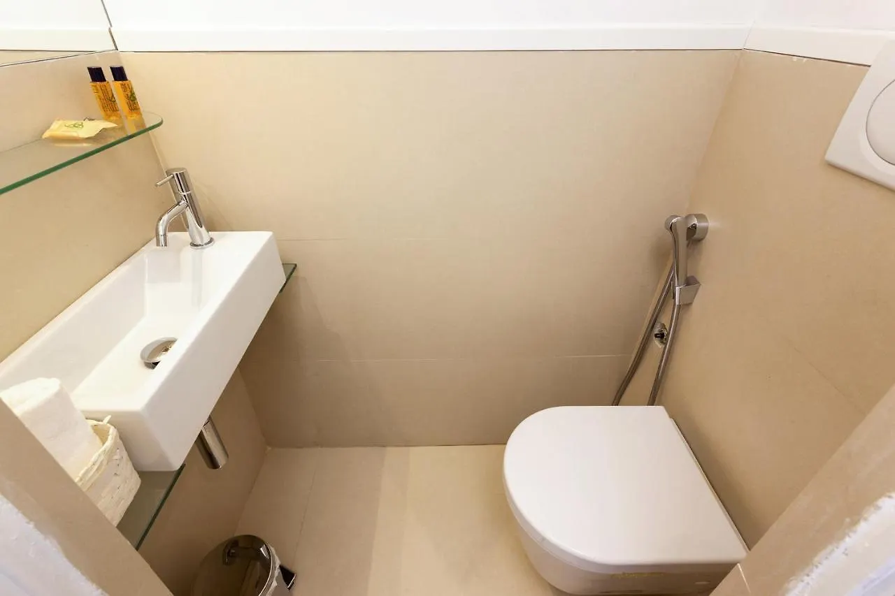Rome As You Feel - Fontanella Borghese Luxury Apartment