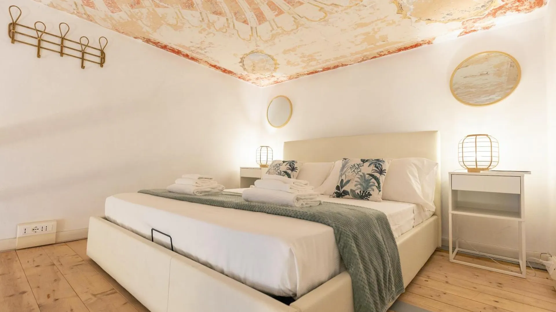 Rome As You Feel - Fontanella Borghese Luxury Apartment